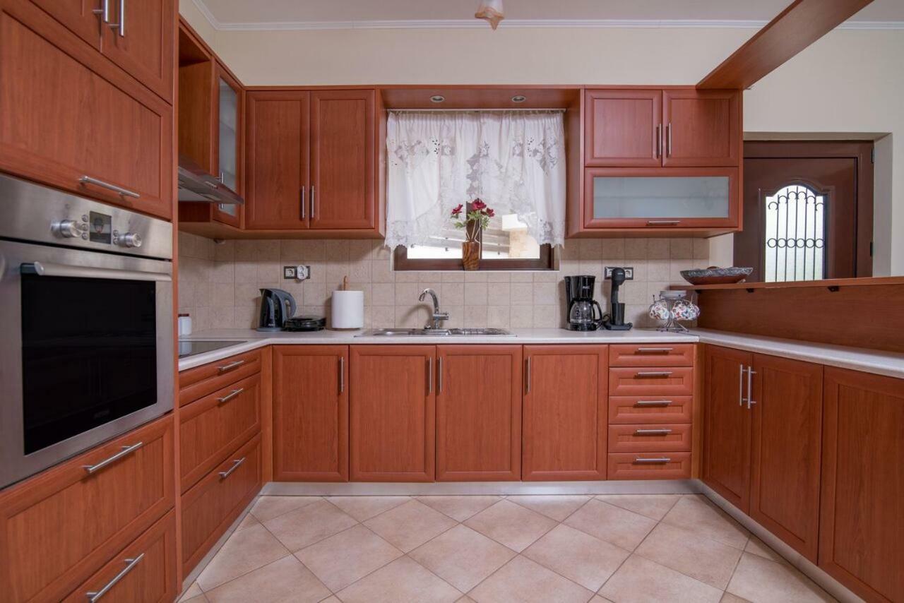 Élos Marika Traditional Home מראה חיצוני תמונה